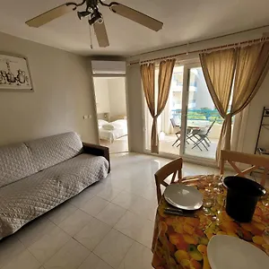  Appartement Le Petit Cocon - France